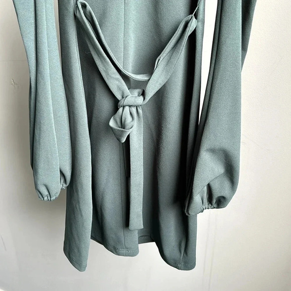 Romeo & Juliet Couture Green Open Shoulder Dress | Green Open Shoulder Dress - Picture 8 of 10